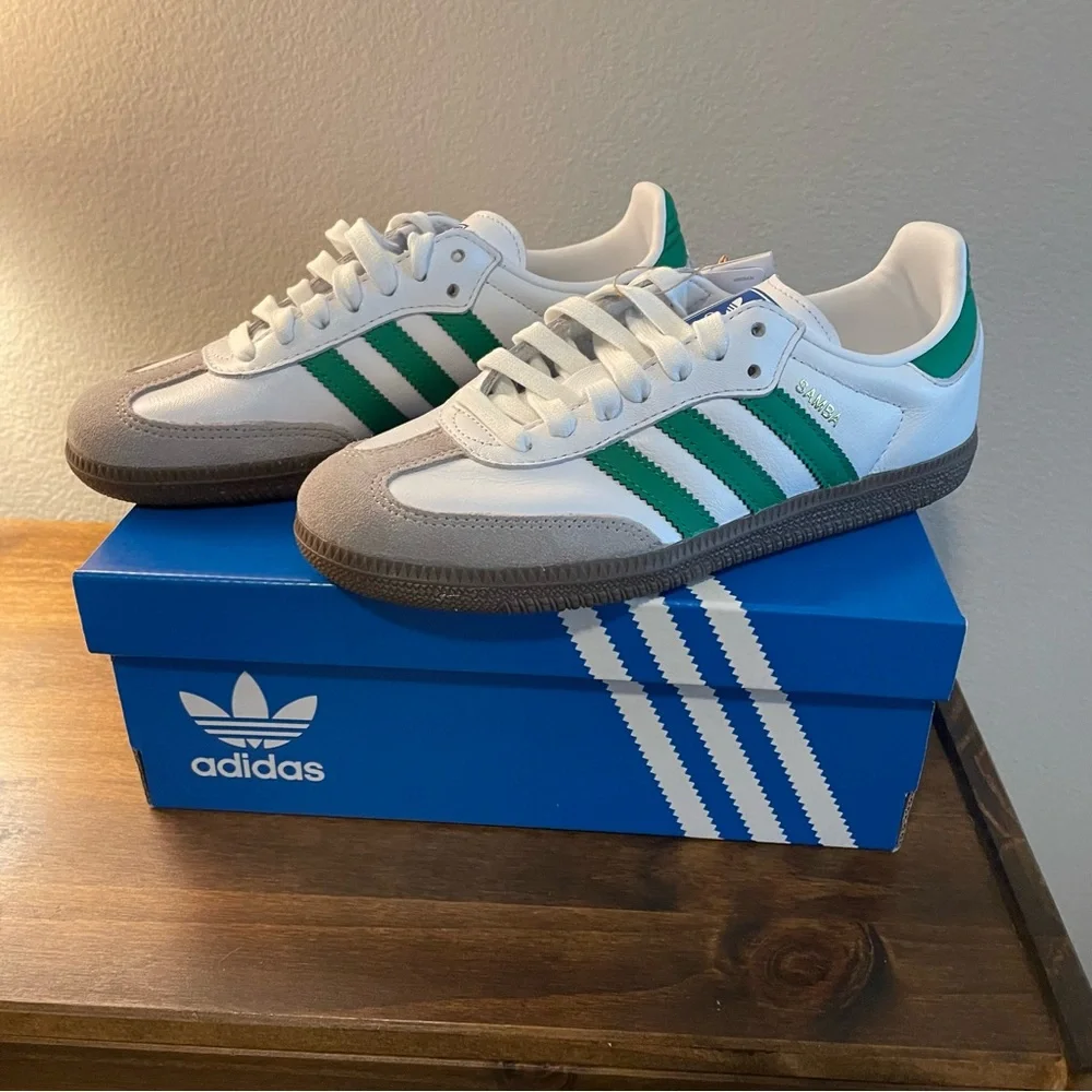 NWT Adidas Originals Samba OG Cloud White Core and green 4.5 M / 5.5 W - Picture 1 of 6